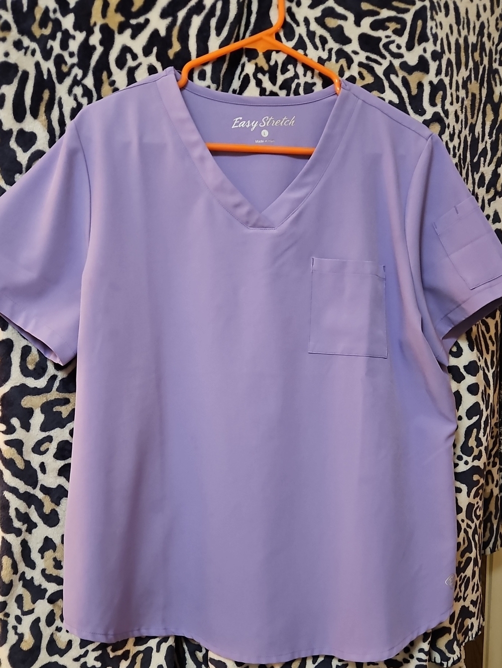 Easy Stretch Lavender Top/ Straight Leg Pant SCRUB SET women's LARGE